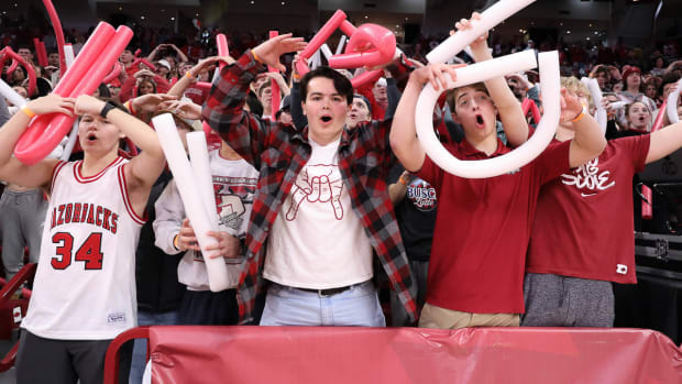 Fans-Miss State